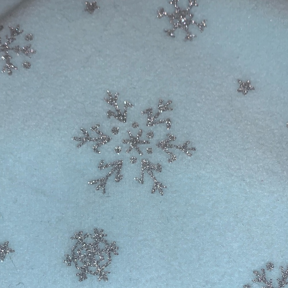 SnowFlakes Jacket ❄️❄️❄️ - Picture 5 of 6